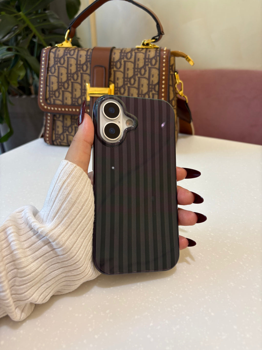 Shadow Stripe Matte Case