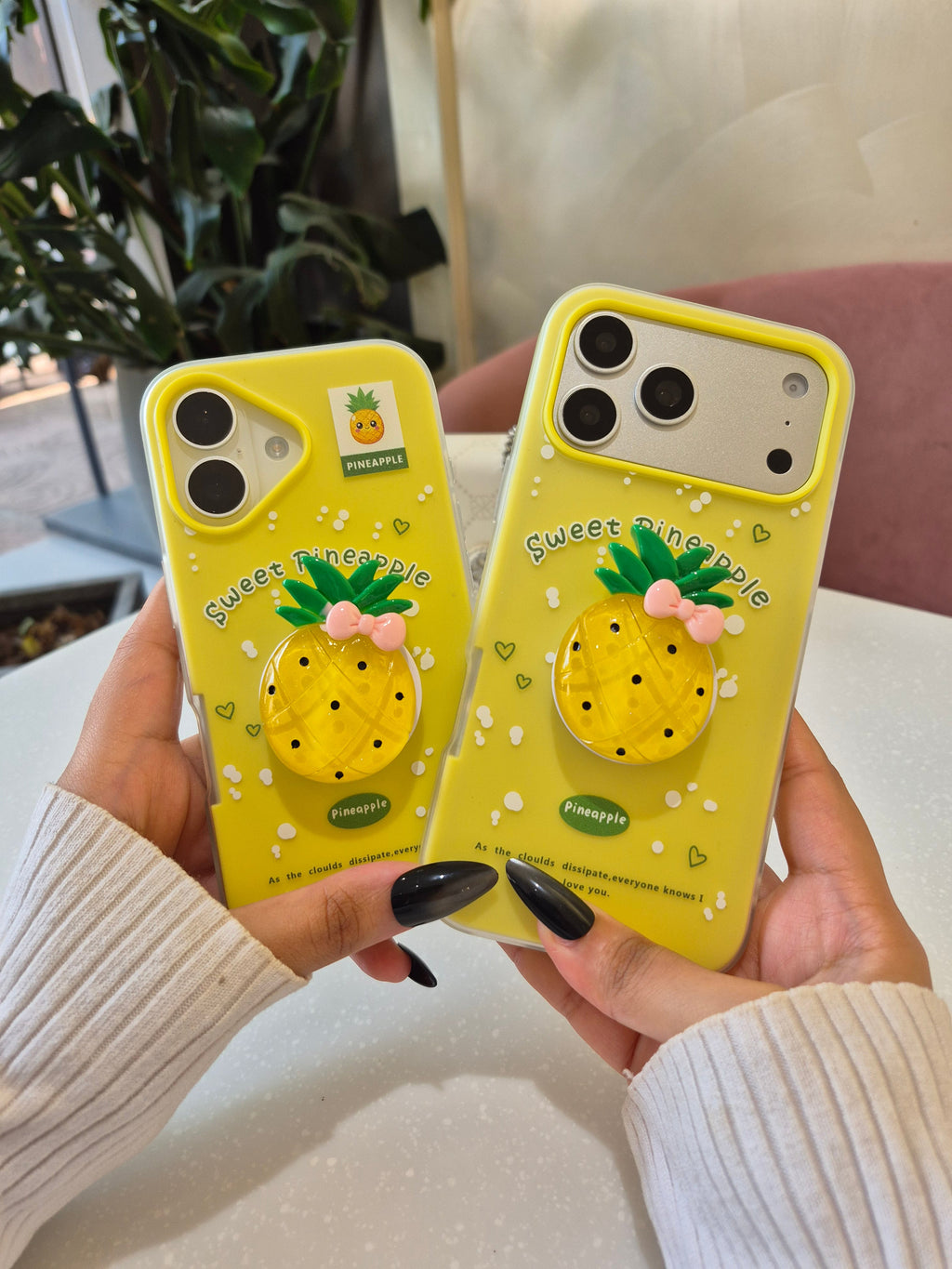 Pineapple Gripper Case