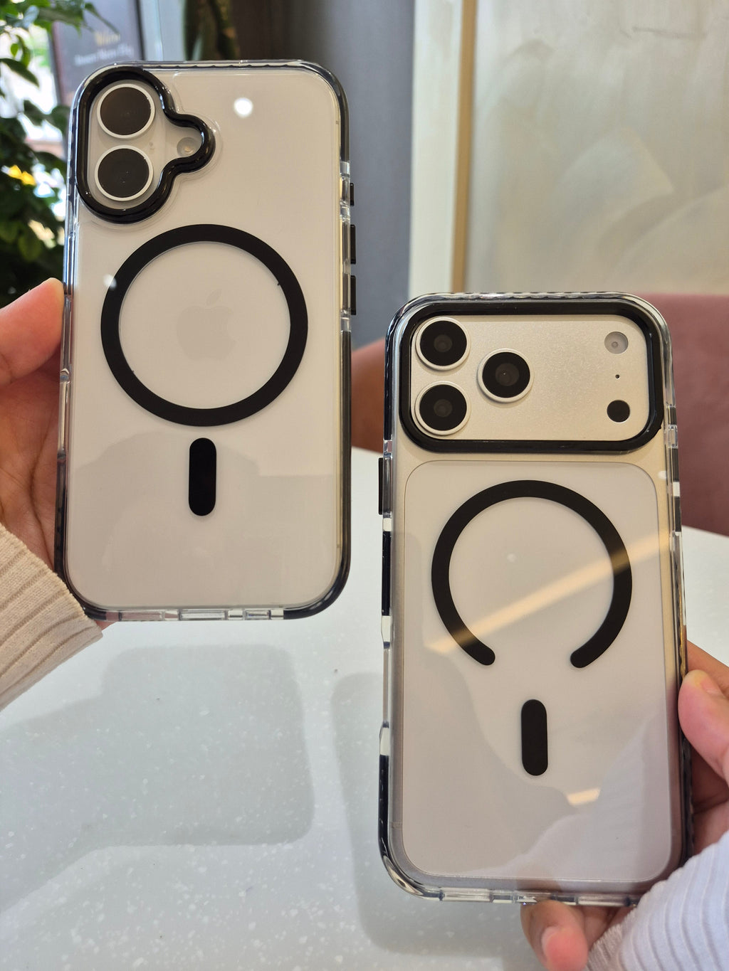 Clear Air Bubble Edges MagSafe Case